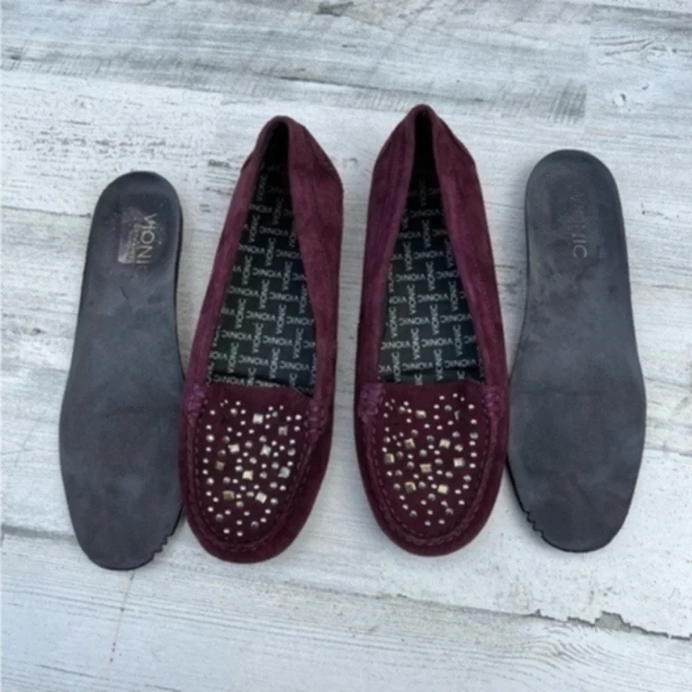 Vionic Womens Chill Athens Slip On‎ Studded Flats Size 7 Purple Suede Moc Toe